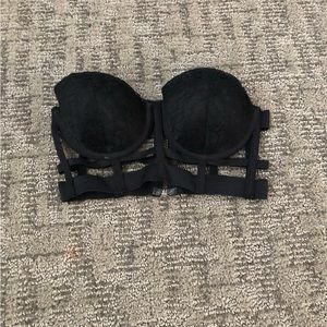 Strapless bra